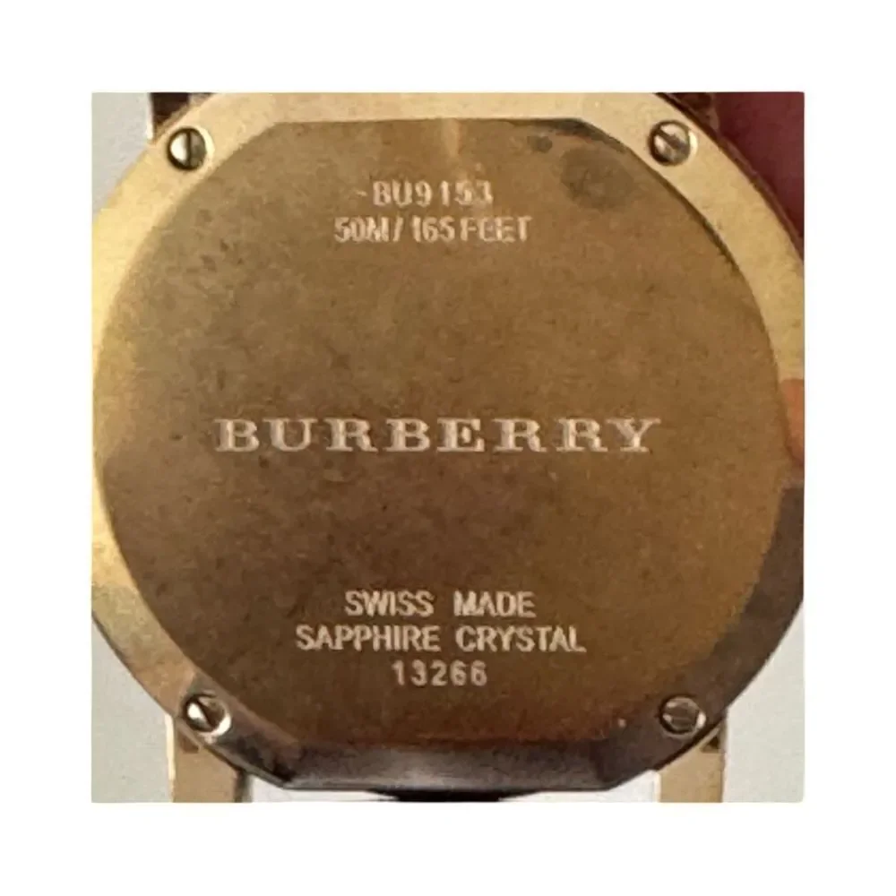 BURBERRY THE CITY ROUND CHECK LEATHER WATCH.